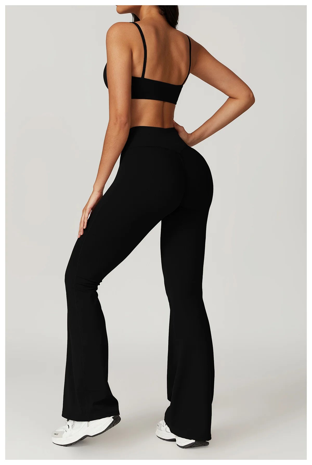 Sports Bra with Quick-Dry and Breathable Features