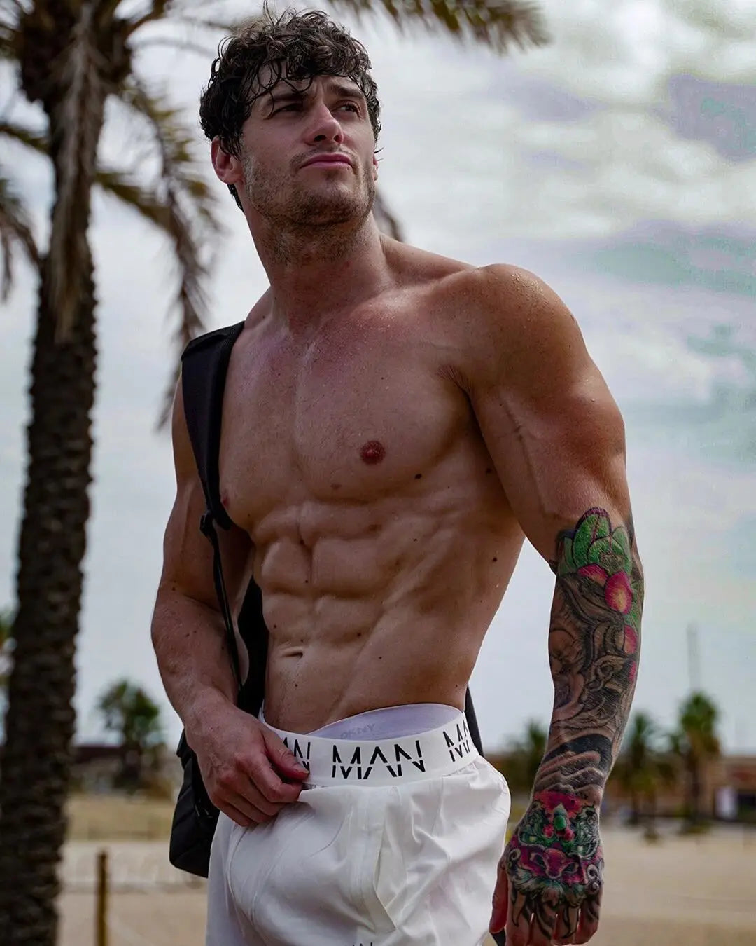 Sports Shorts - Quick Dry & Elastic Training Pants