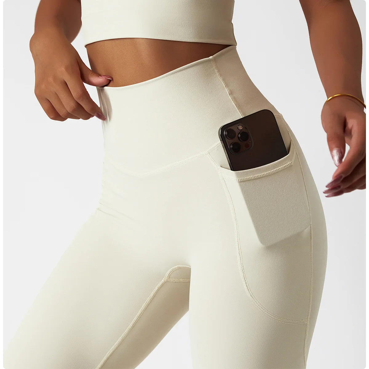 Cozy SkinFriendly Breathable Pocket Yoga Leggings - High Waist and Comfortable