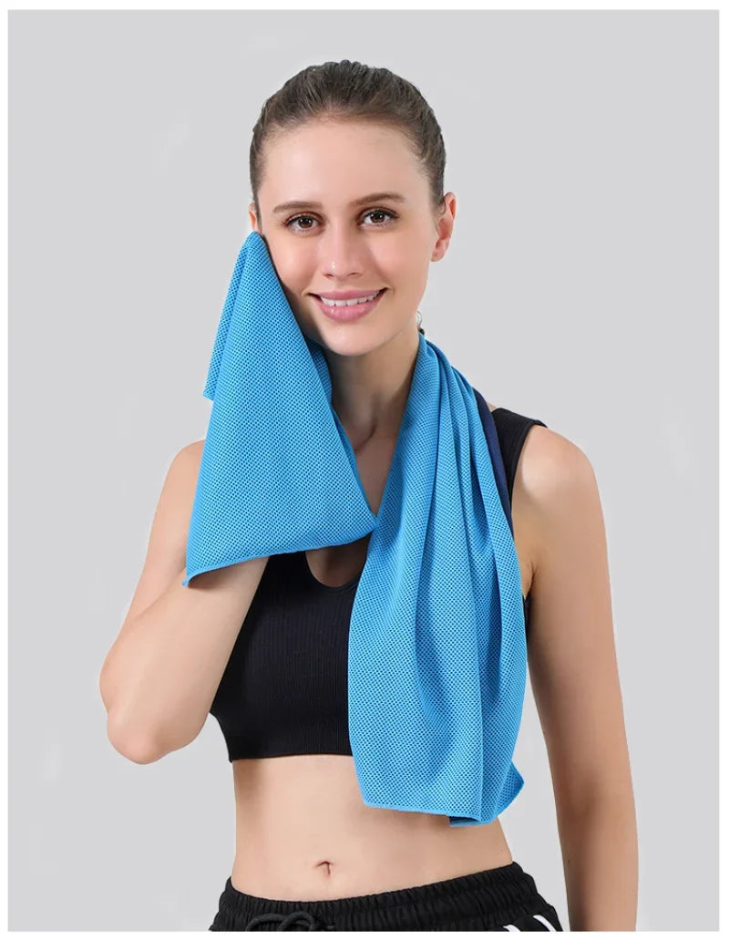 Instant Dry Sports Towel With Case