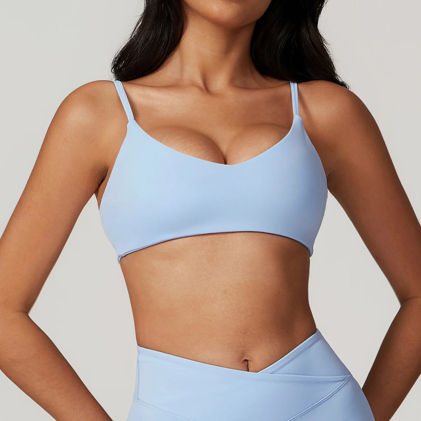 Sports Bra with Quick-Dry and Breathable Features