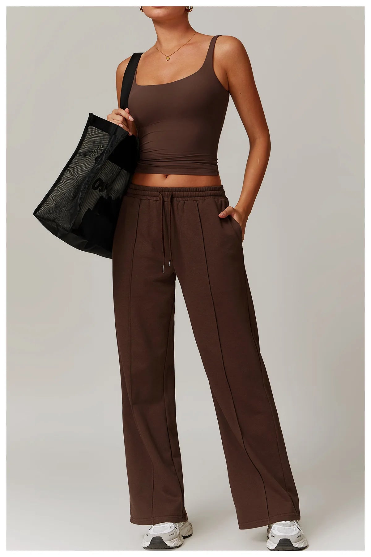 Sports Bra: Quick-Drying Activewear for Women