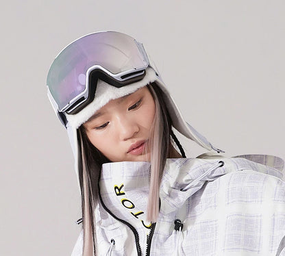 Ski Goggles with UV400 & Anti-Fog Features for Winter Sports